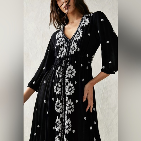 Free People Embroidered Fable Midi Dress Small Black - Picture 2 of 9